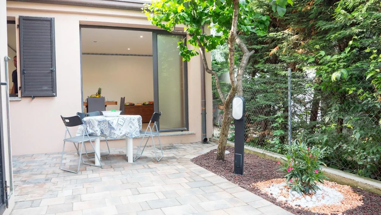 La Casina Di Frank Apartment Rimini 0*,